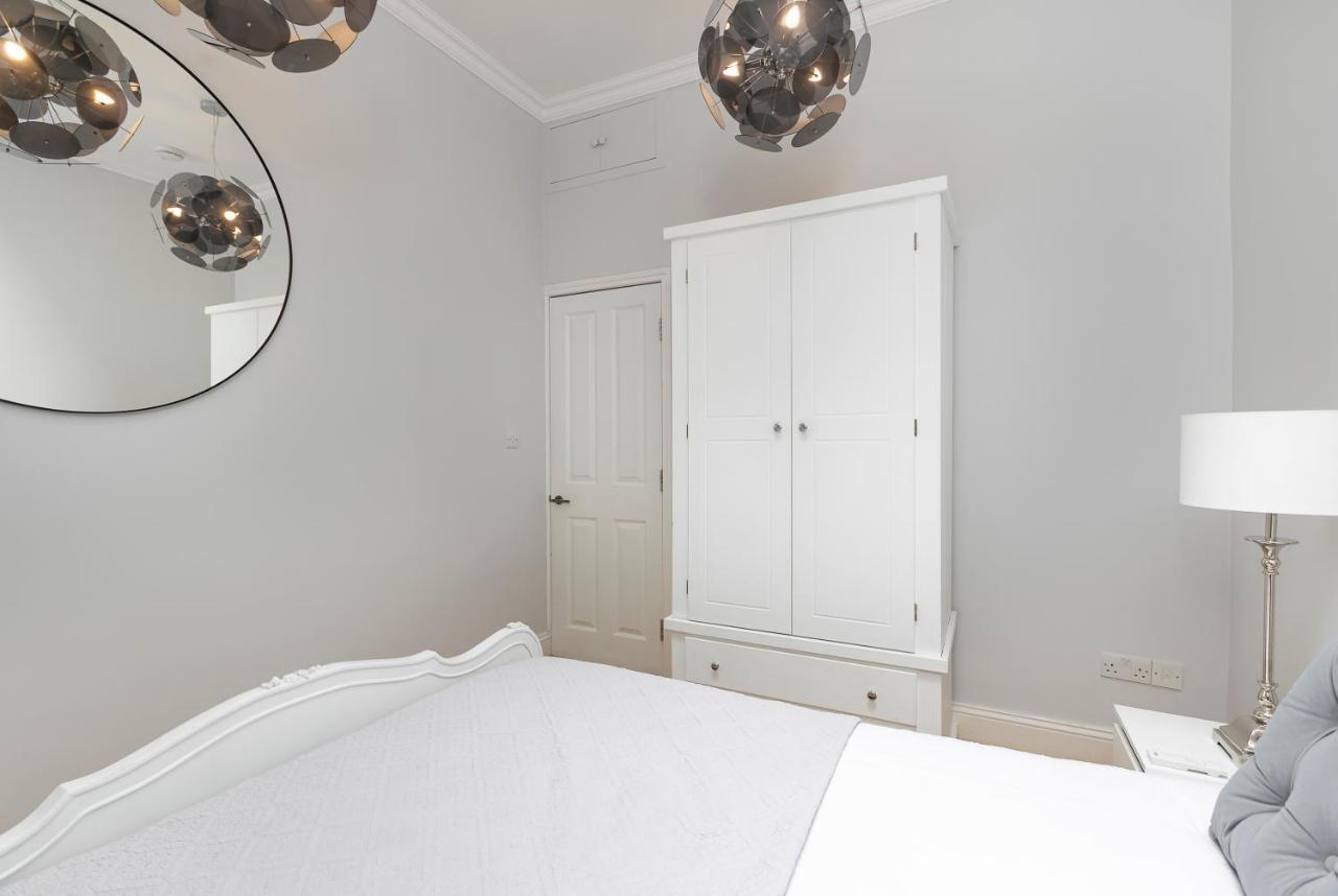 Penthousestays Notting Hill - Spacious 3 Bedroom King Bed Apartment - Near Portobello Road & Kensington High Street Лондон Екстер'єр фото
